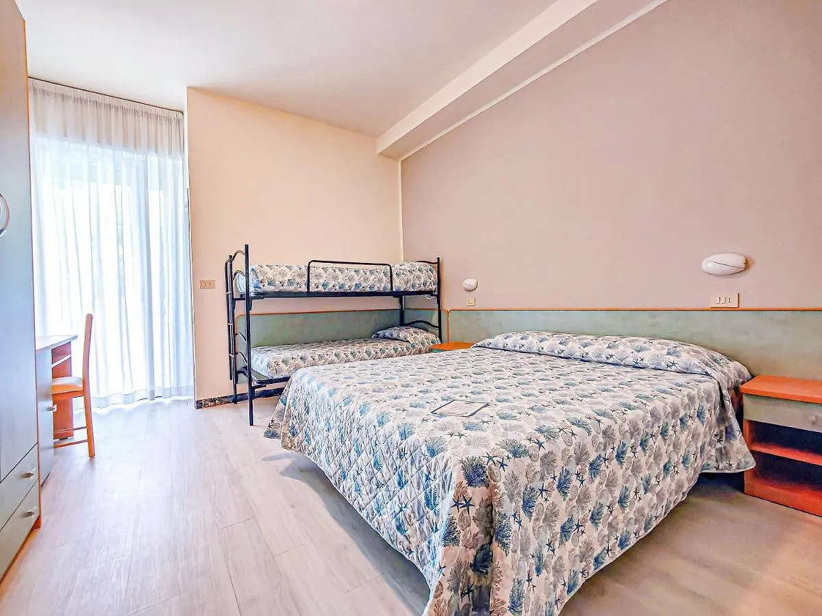 Hotel Rio Beach & Breakfast Cesenatico 2*,  İtalya