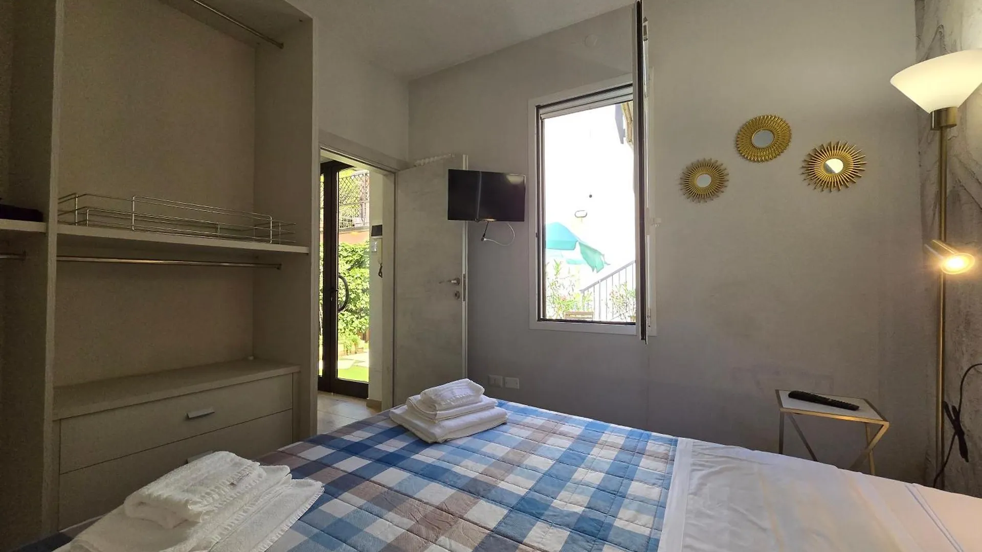 Hotel Rio Beach & Breakfast Cesenatico 2*,